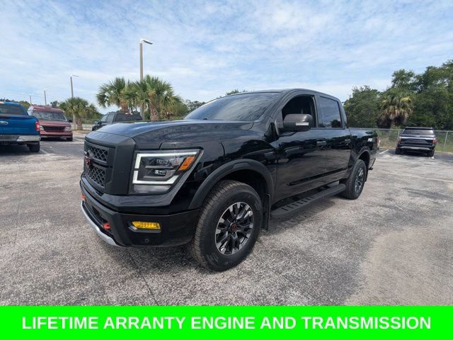 Used 2023 Nissan Titan PRO-4X w/ Pro-4x Convenience Package AWD/4WD image 9