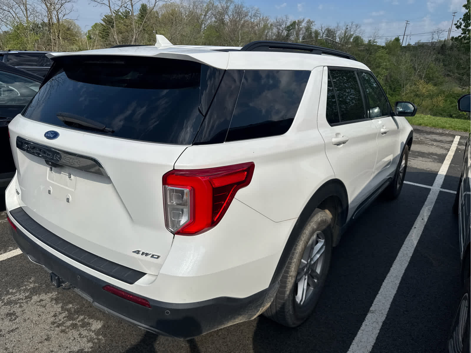 Certified 2023 Ford Explorer XLT w/ Equipment Group 202A AWD/4WD image 5