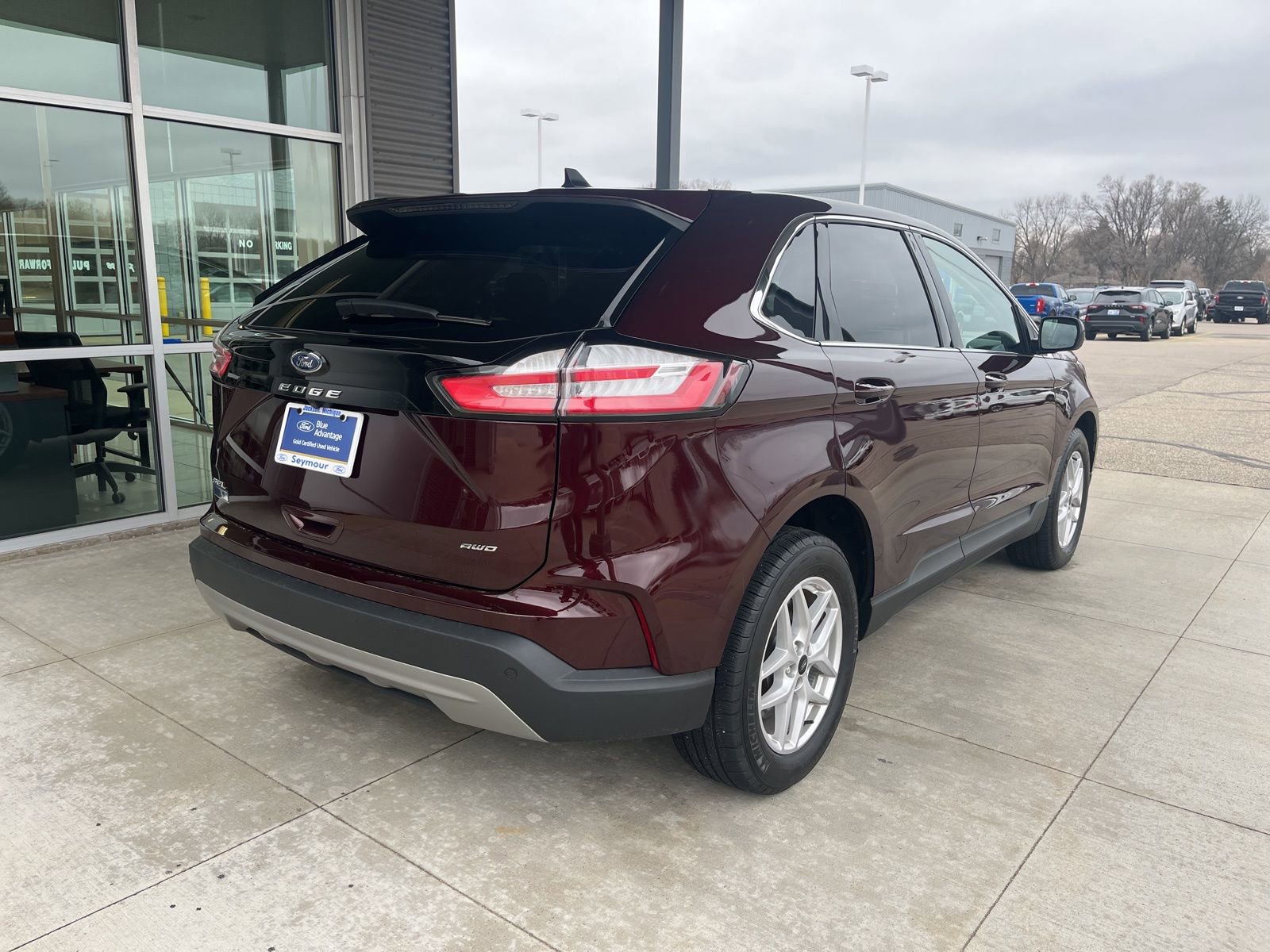 Certified 2024 Ford Edge SEL w/ Convenience Package image 4