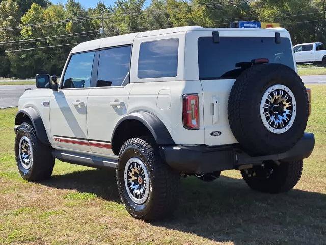 Certified 2026 Ford Bronco Outer Banks w/ Sasquatch Package AWD/4WD image 4