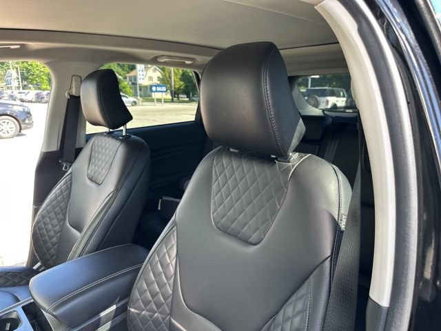 Certified 2024 Ford Edge Titanium AWD/4WD image 12