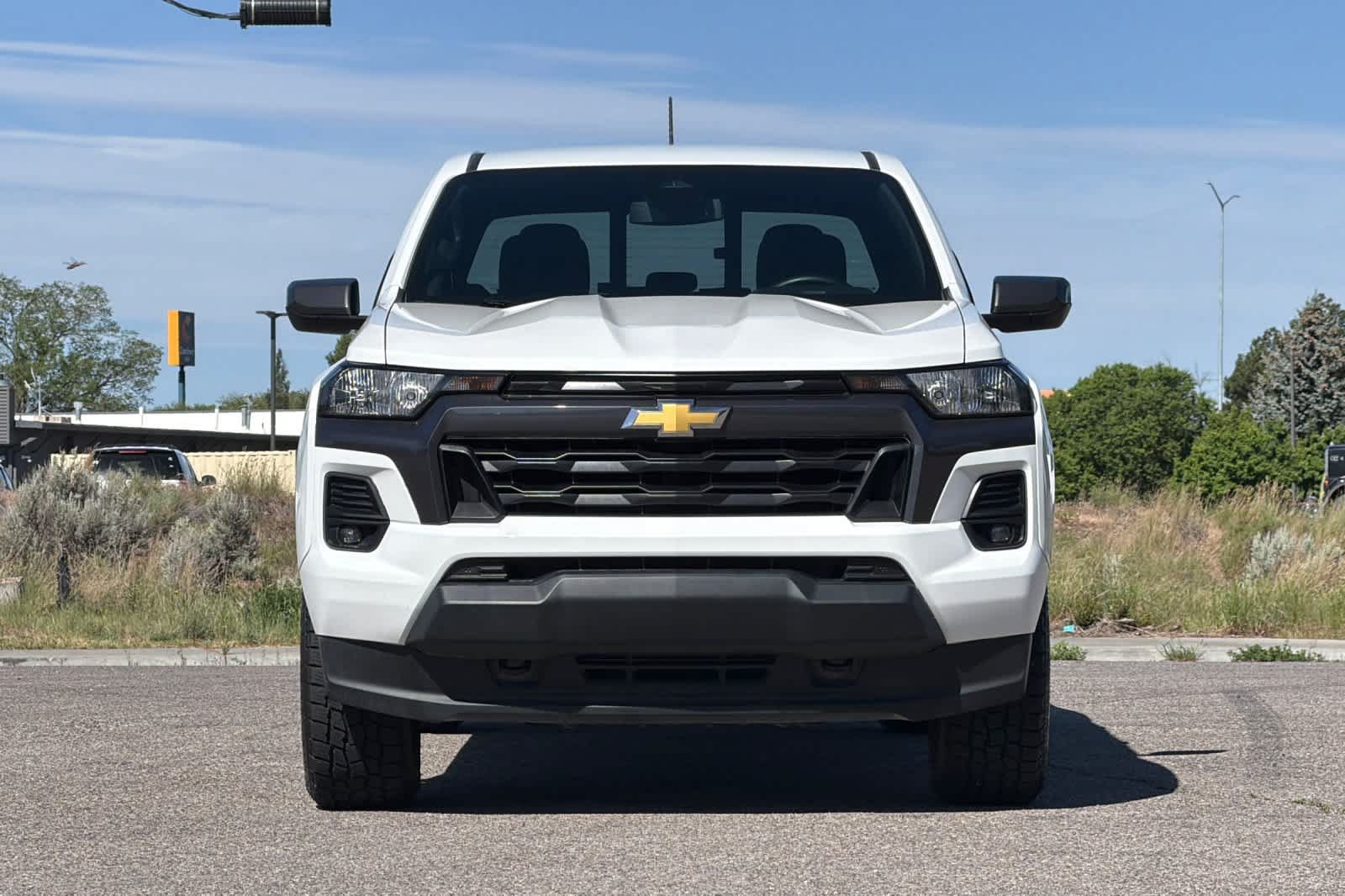 Used 2023 Chevrolet Colorado LT w/ LT Convenience Package II AWD/4WD image 10