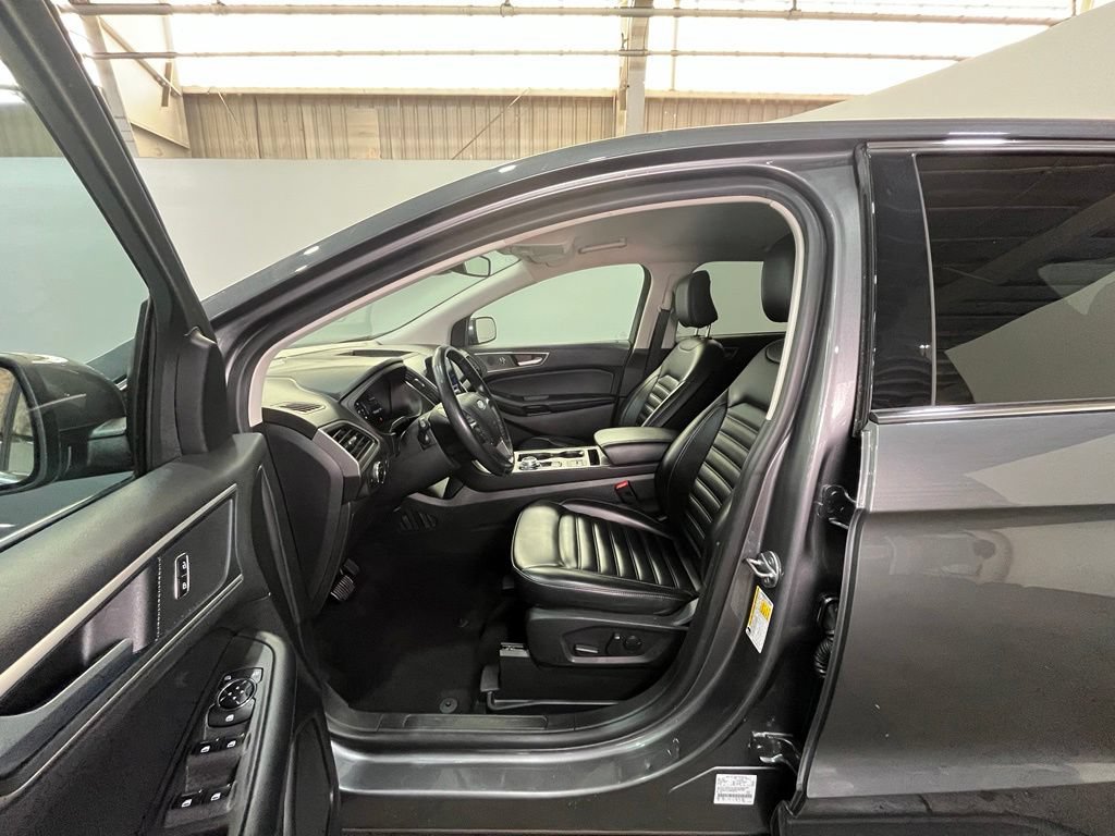 Certified 2024 Ford Edge SEL AWD/4WD image 17