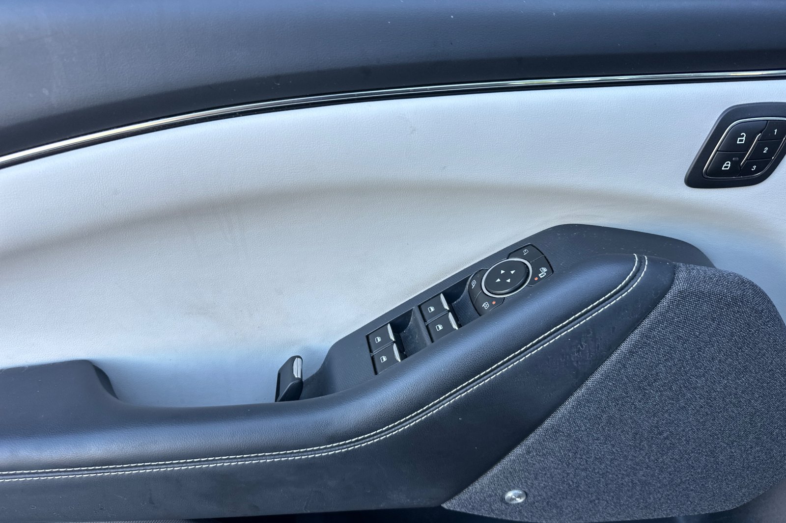 Certified 2021 Ford Mustang Mach-E Premium AWD/4WD image 10