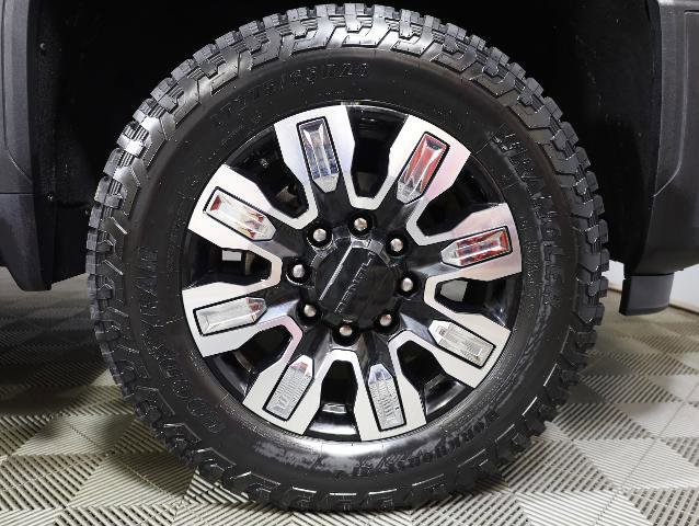 Used 2024 GMC Sierra 3500 Denali w/ Denali Reserve Package image 25