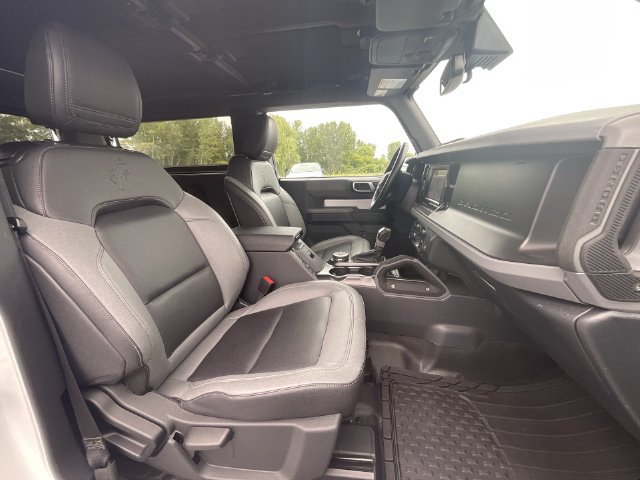Certified 2023 Ford Bronco Big Bend w/ Sasquatch Package AWD/4WD image 25