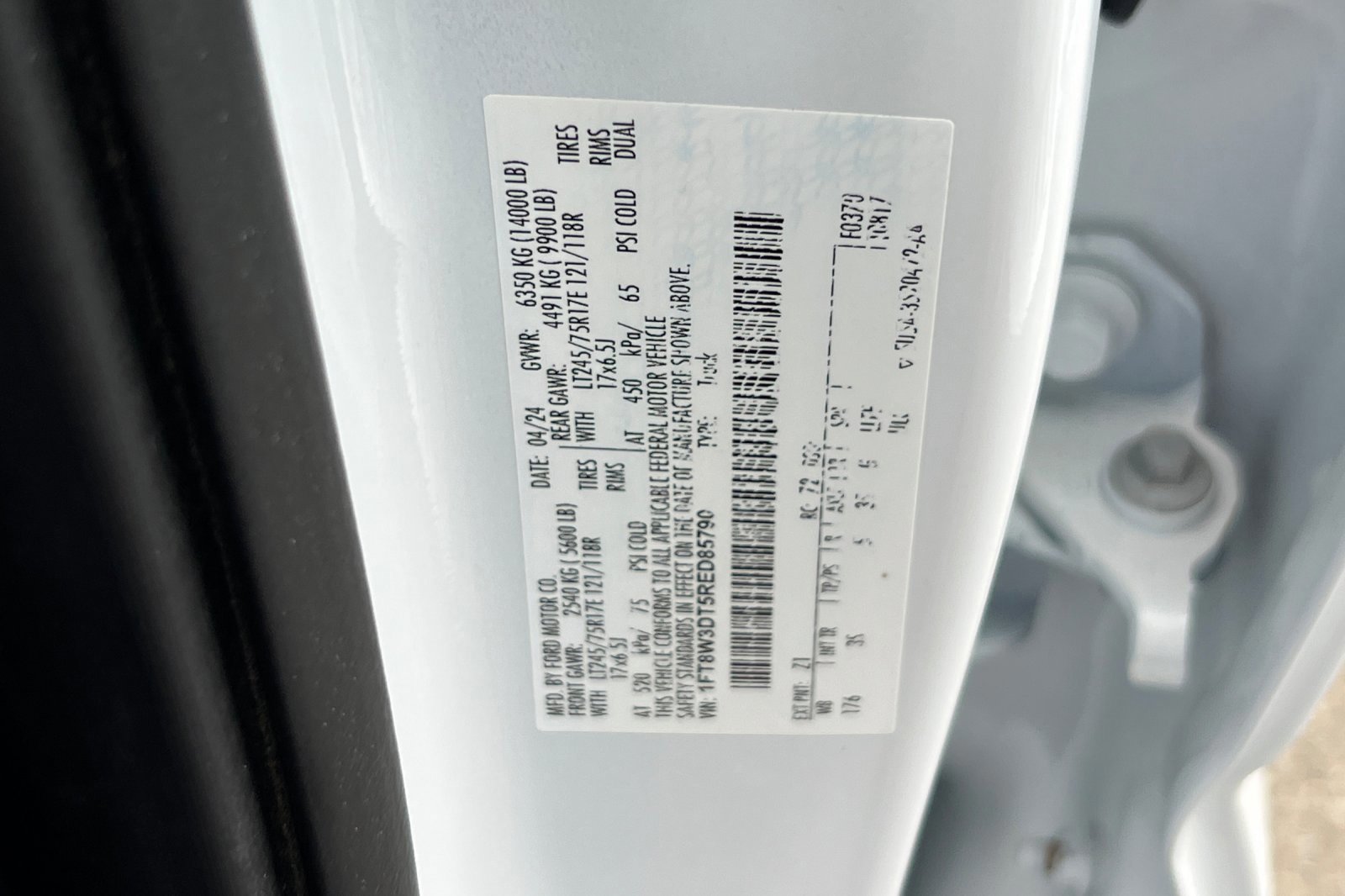 Certified 2024 Ford F350 XLT image 27