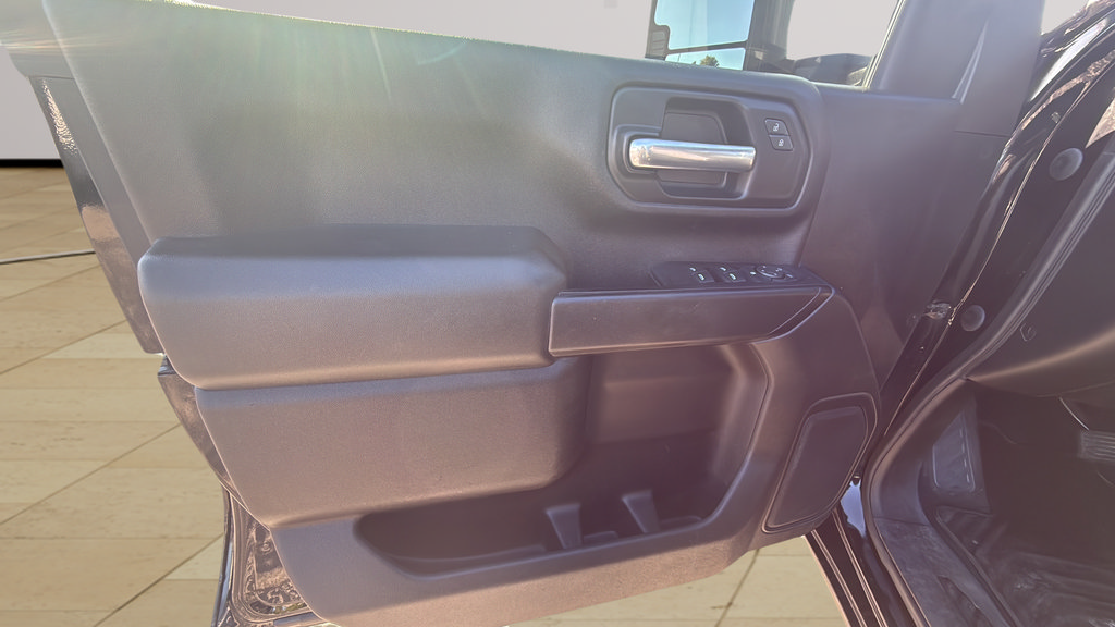 Used 2020 Chevrolet Silverado 2500 Custom w/ Custom Convenience Package AWD/4WD image 34