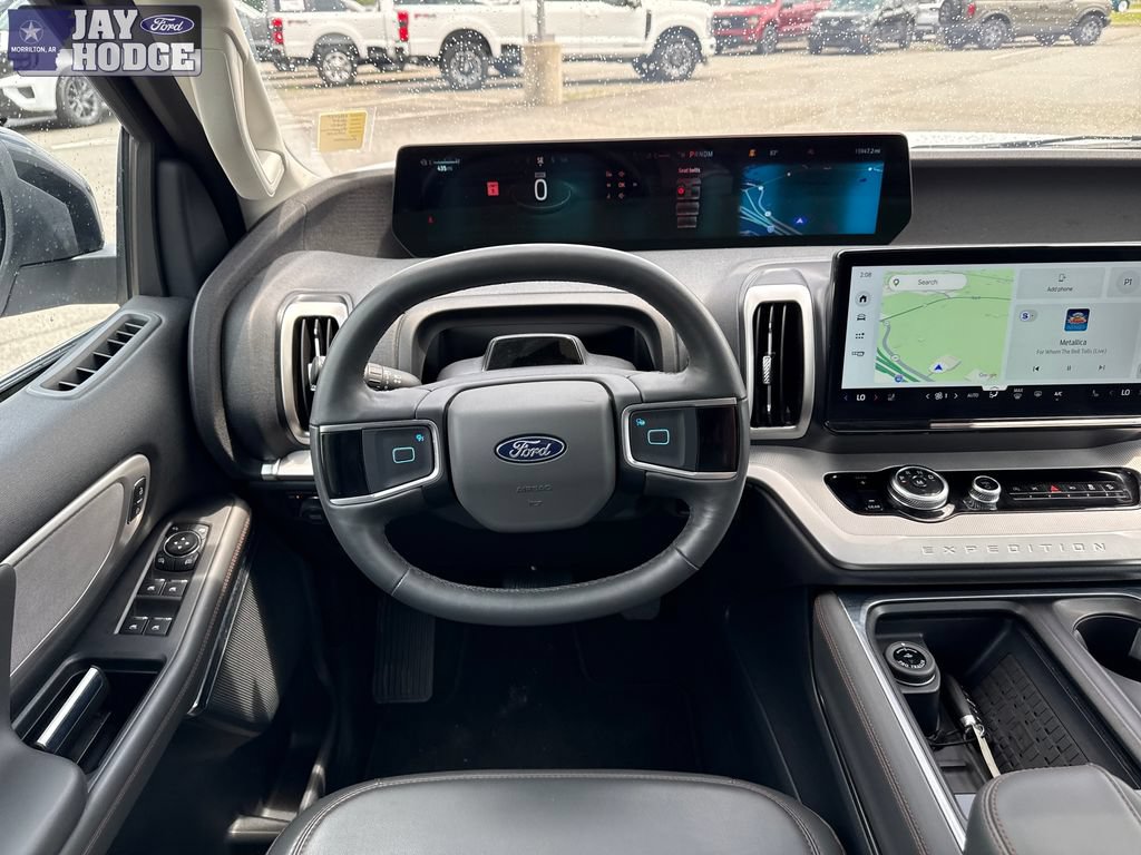 Certified 2025 Ford Expedition Active AWD/4WD image 26