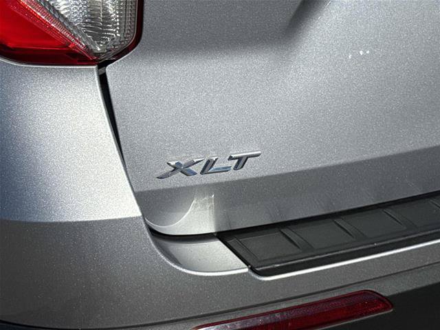 Certified 2022 Ford Explorer XLT w/ Equipment Group 202A AWD/4WD image 10