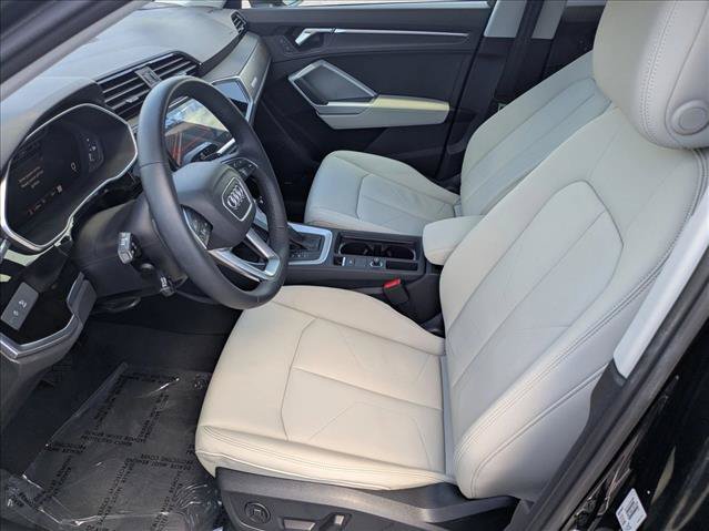 Used 2022 Audi Q3 2.0T Premium Plus AWD/4WD image 17