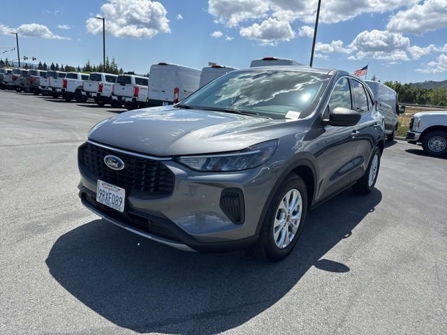 Certified 2024 Ford Escape Active FWD image 2