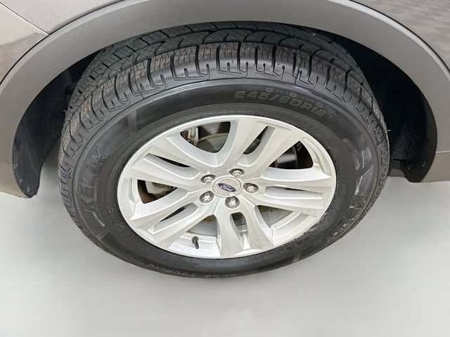 Certified 2019 Ford Explorer XLT w/ Equipment Group 201A AWD/4WD image 31