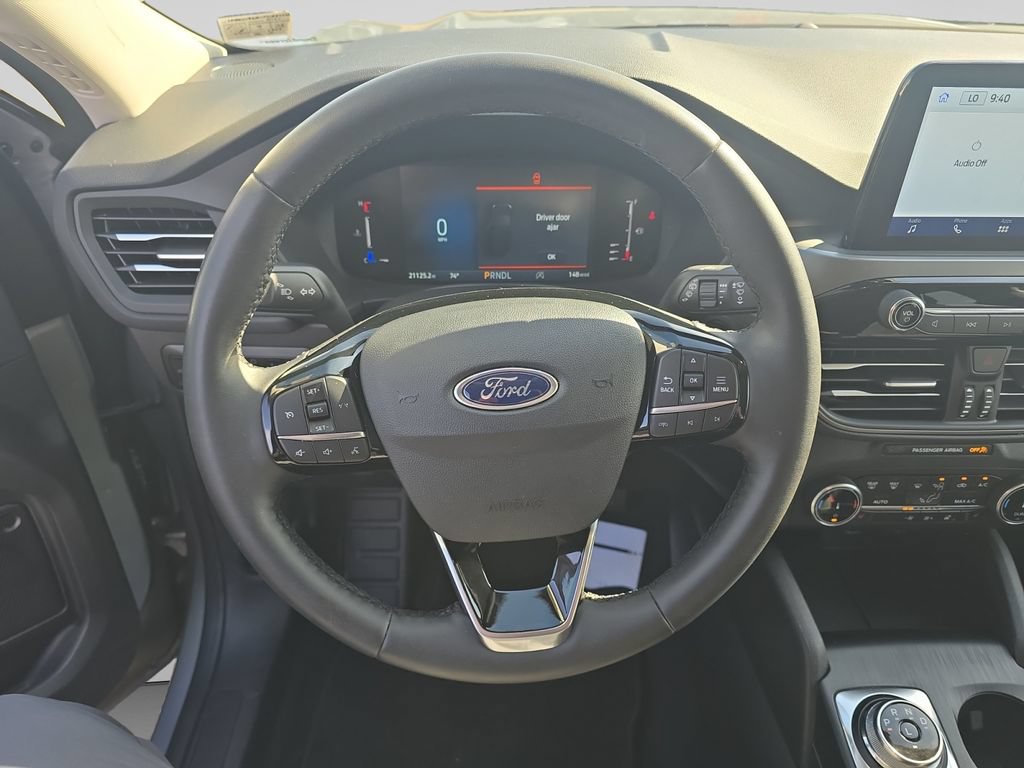Certified 2023 Ford Escape Active AWD/4WD image 4
