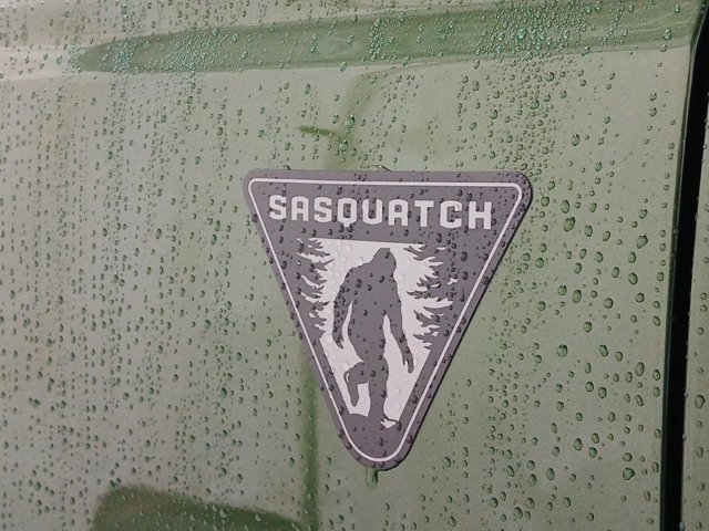 Certified 2023 Ford Bronco 2-Door w/ Sasquatch Package image 24