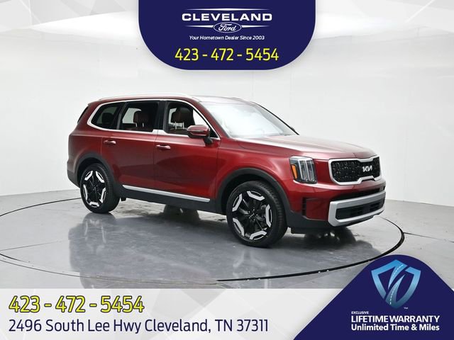 Used 2023 Kia Telluride EX w/ EX Captain's Chair Package