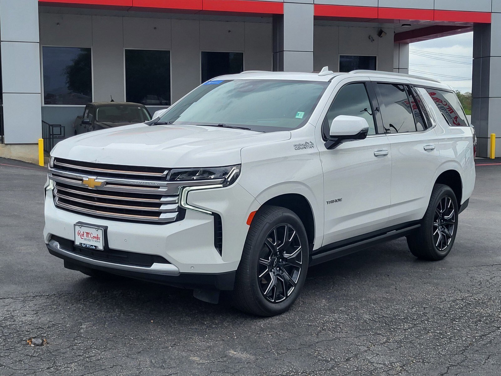 Used 2023 Chevrolet Tahoe High Country w/ Premium Package image 7