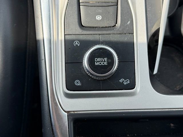 Certified 2021 Ford Explorer XLT w/ Equipment Group 202A AWD/4WD image 32