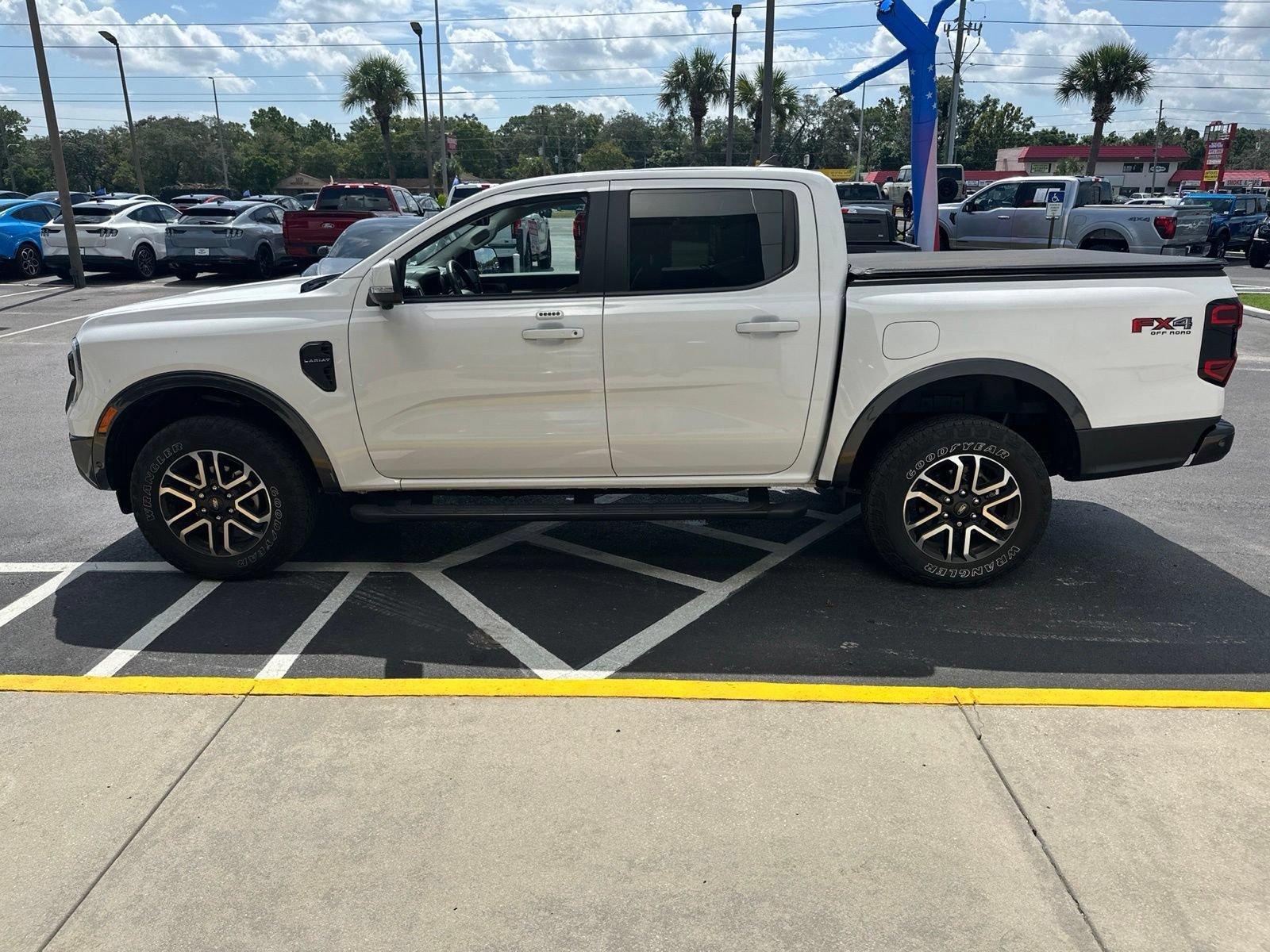Certified 2024 Ford Ranger Lariat w/ FX4 Off-Road Package AWD/4WD image 8