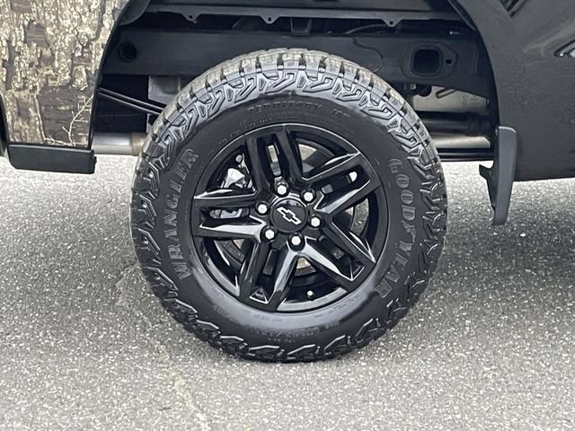 Used 2025 Chevrolet Silverado 1500 Custom Trail Boss w/ Realtree Special Edition AWD/4WD image 7