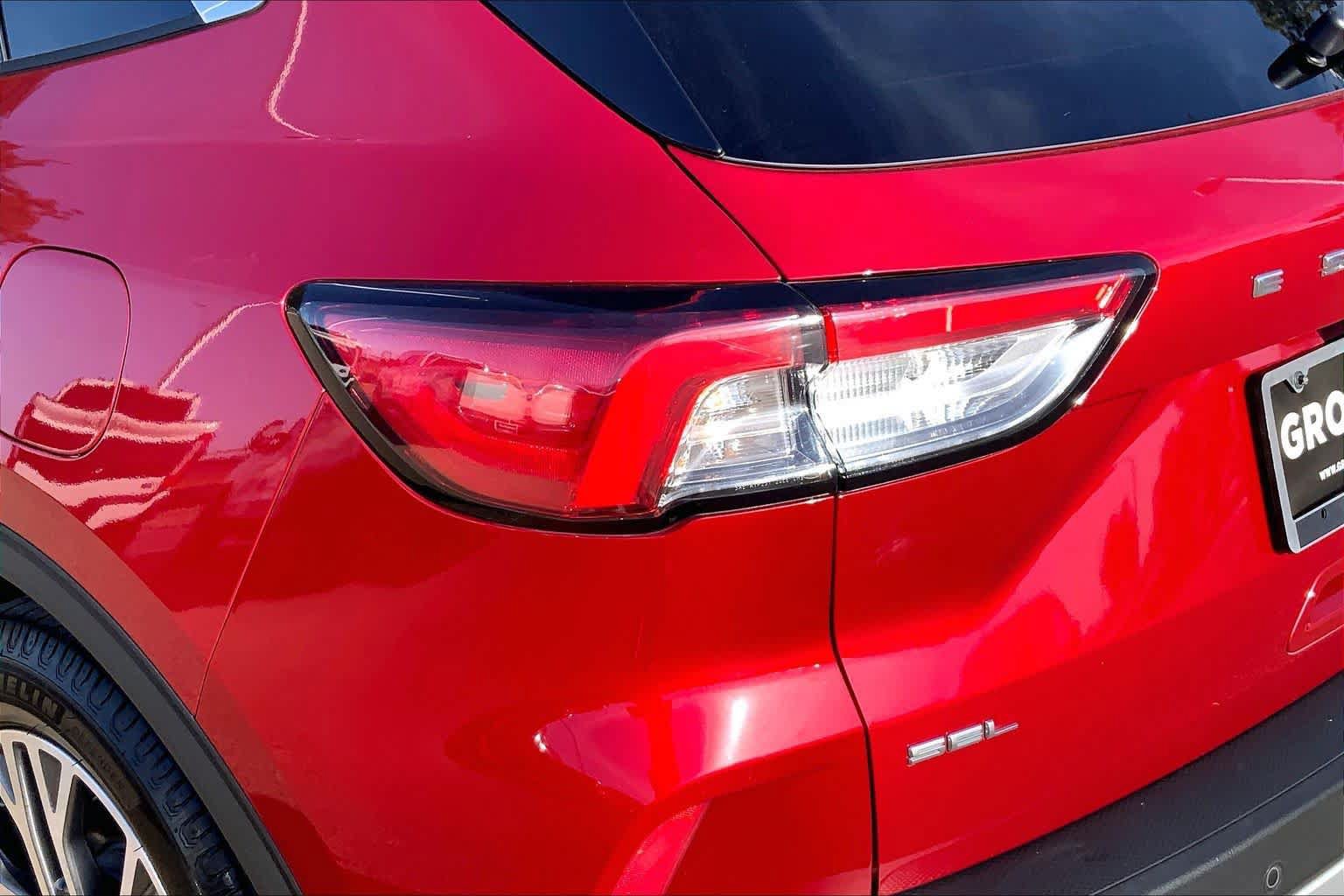 Certified 2022 Ford Escape SEL FWD image 29