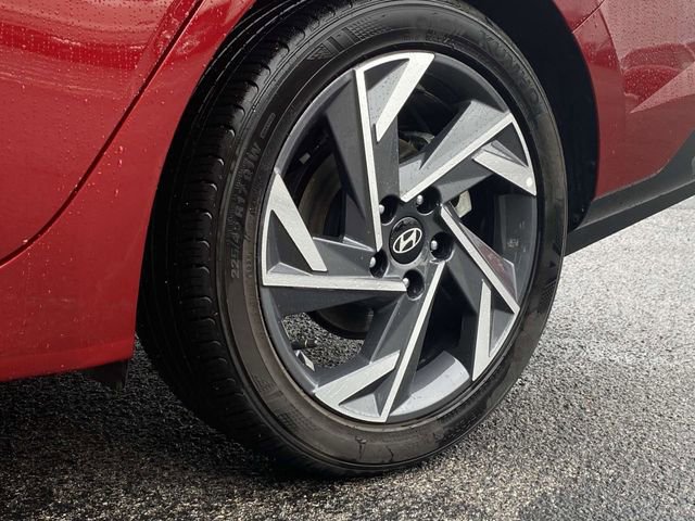 Used 2025 Hyundai Elantra SEL w/ Cargo Package image 11