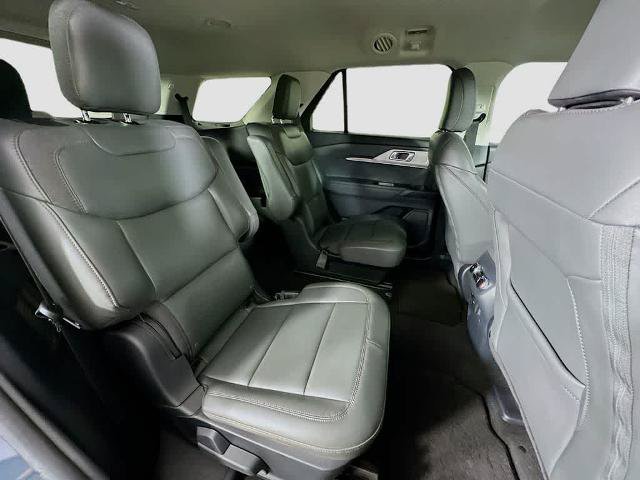 Certified 2025 Ford Explorer Active w/ Active Comfort Package RWD image 30