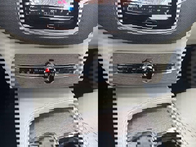 Used 2023 Volvo XC90 T8 Plus w/ Protection Package Premier image 22