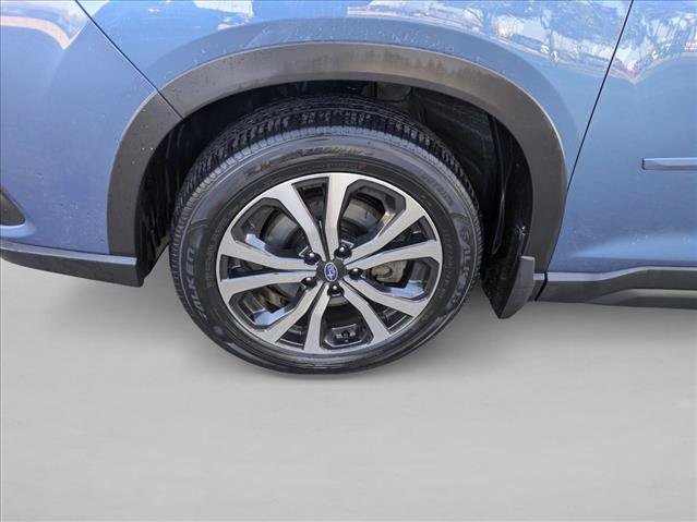 Used 2023 Subaru Forester Limited AWD/4WD image 10