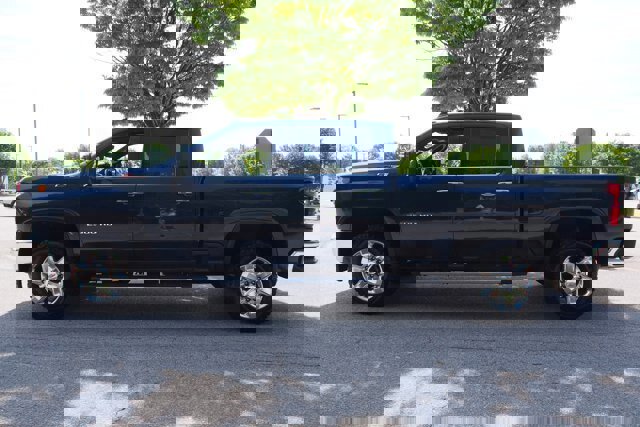 Used 2020 Chevrolet Silverado 2500 LTZ w/ LTZ Plus Package image 2