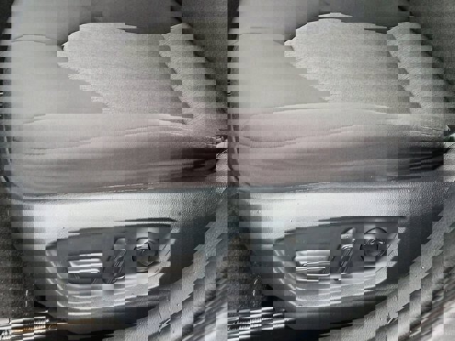 Used 2019 Toyota Camry LE FWD image 20