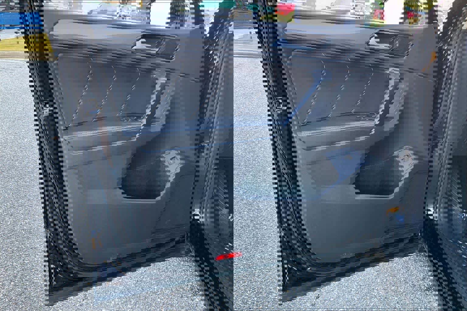 Used 2024 Volkswagen Tiguan SE image 19