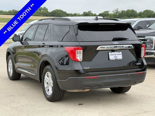 Certified 2022 Ford Explorer XLT image 4