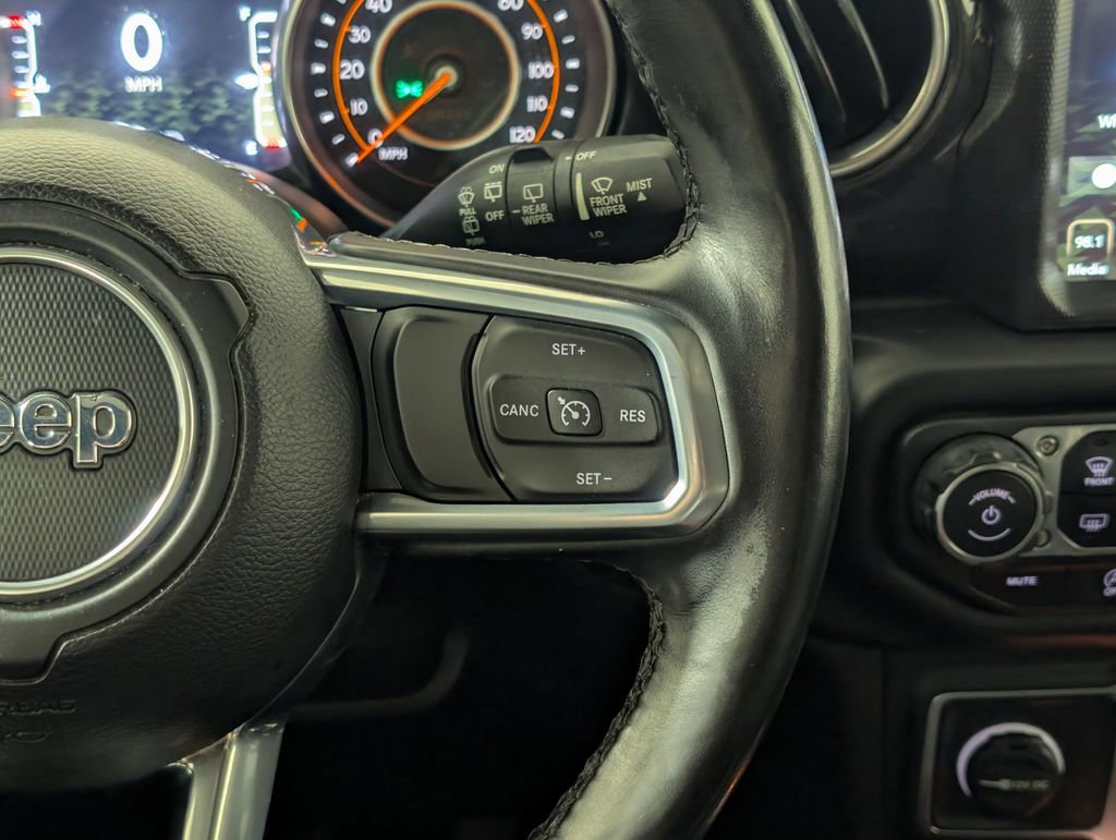 Used 2021 Jeep Wrangler Unlimited Sahara image 18