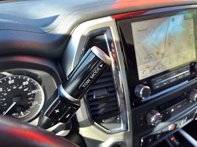 Used 2020 Nissan Titan SV w/ SV Convenience Package image 25