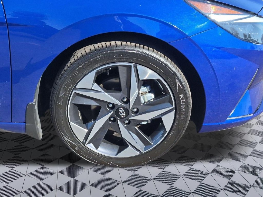 Used 2023 Hyundai Elantra SEL w/ Convenience Package FWD image 27