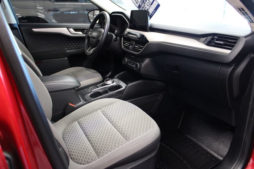 Certified 2020 Ford Escape SE AWD/4WD image 47