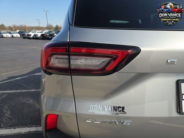 Certified 2023 Ford Escape Active AWD/4WD image 36