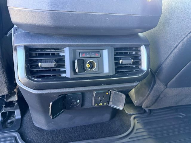 Certified 2022 Ford F150 Lariat w/ Equipment Group 502A High image 19