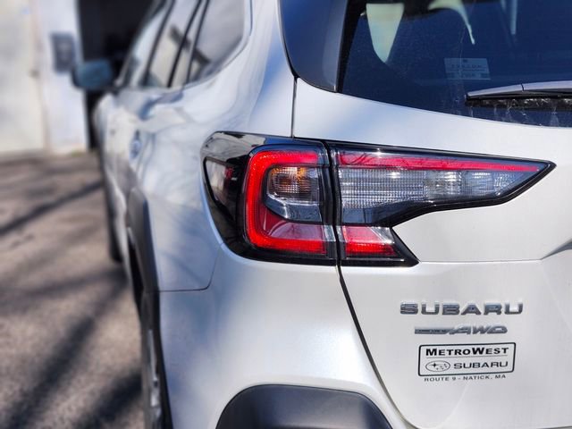 Used 2024 Subaru Outback Premium AWD/4WD image 9