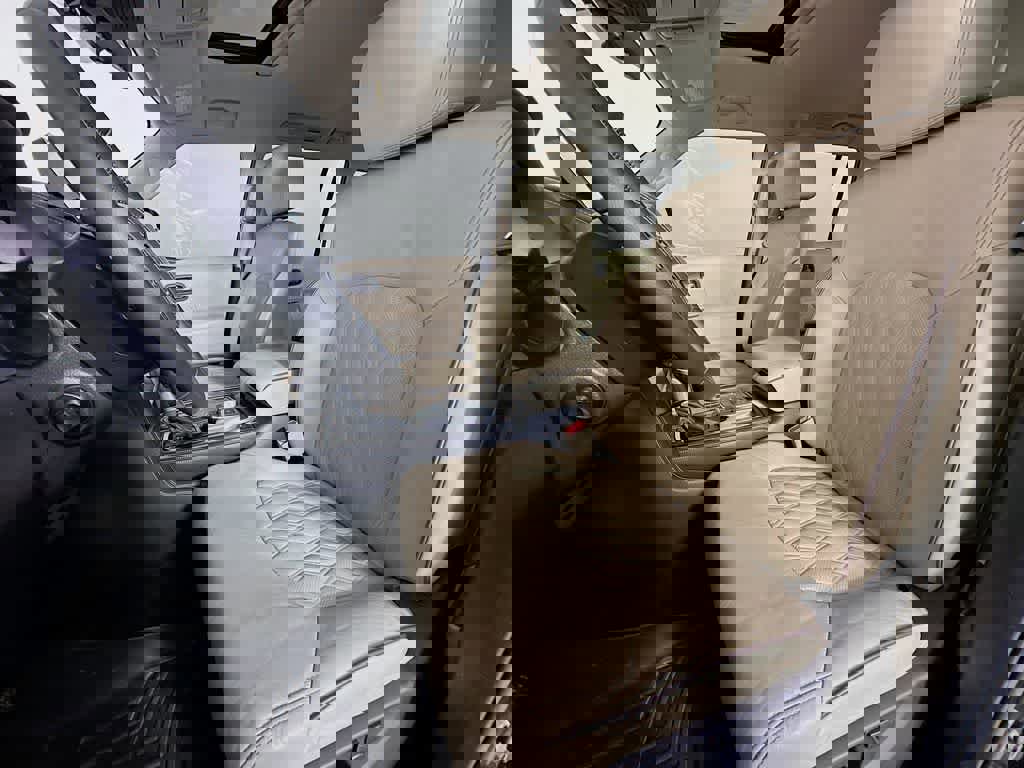 Used 2022 Nissan Armada Platinum image 15