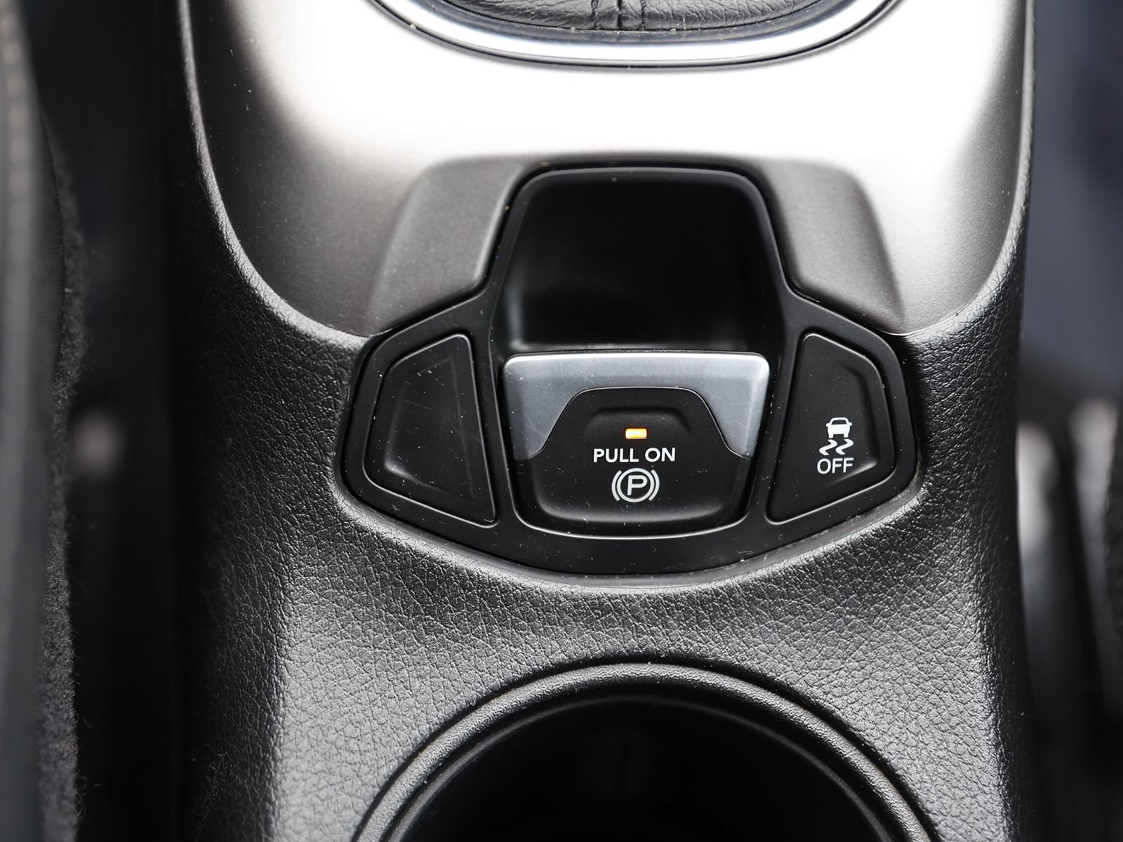 Used 2018 Jeep Compass Latitude AWD/4WD image 32