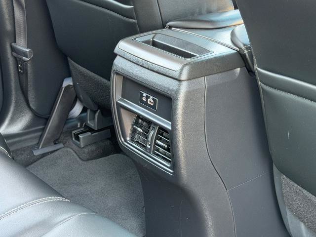 Used 2024 Nissan Murano SV AWD/4WD image 33
