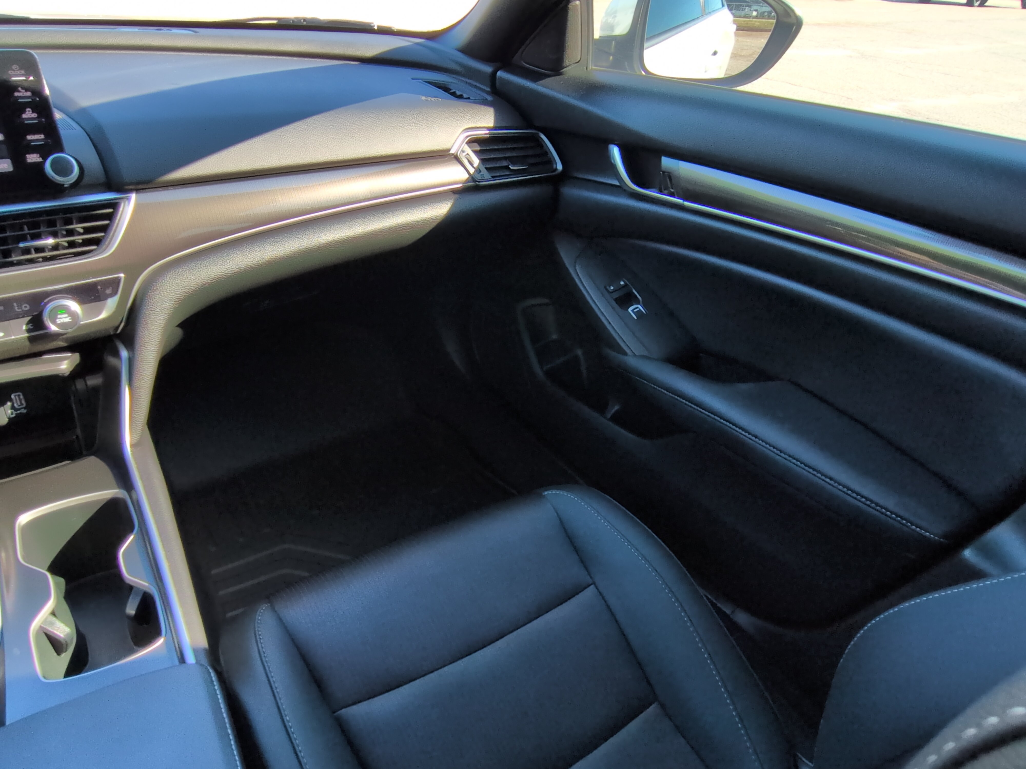 Used 2020 Honda Accord Sport image 14