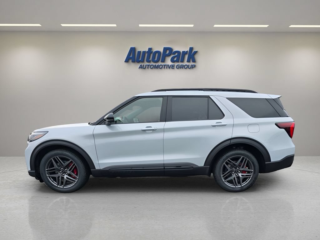 Certified 2026 Ford Explorer ST AWD/4WD image 4