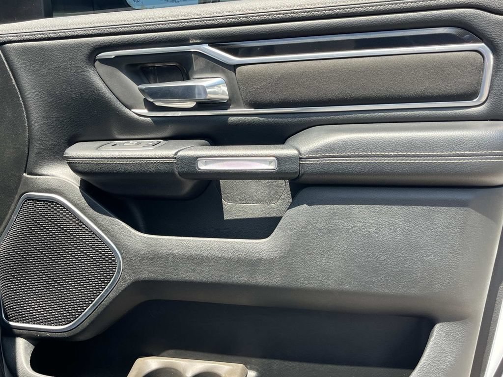 Used 2019 RAM 1500 Laramie w/ Sport Appearance Package AWD/4WD image 26