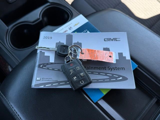 Used 2019 GMC Yukon SLE w/ Convenience Package AWD/4WD image 4