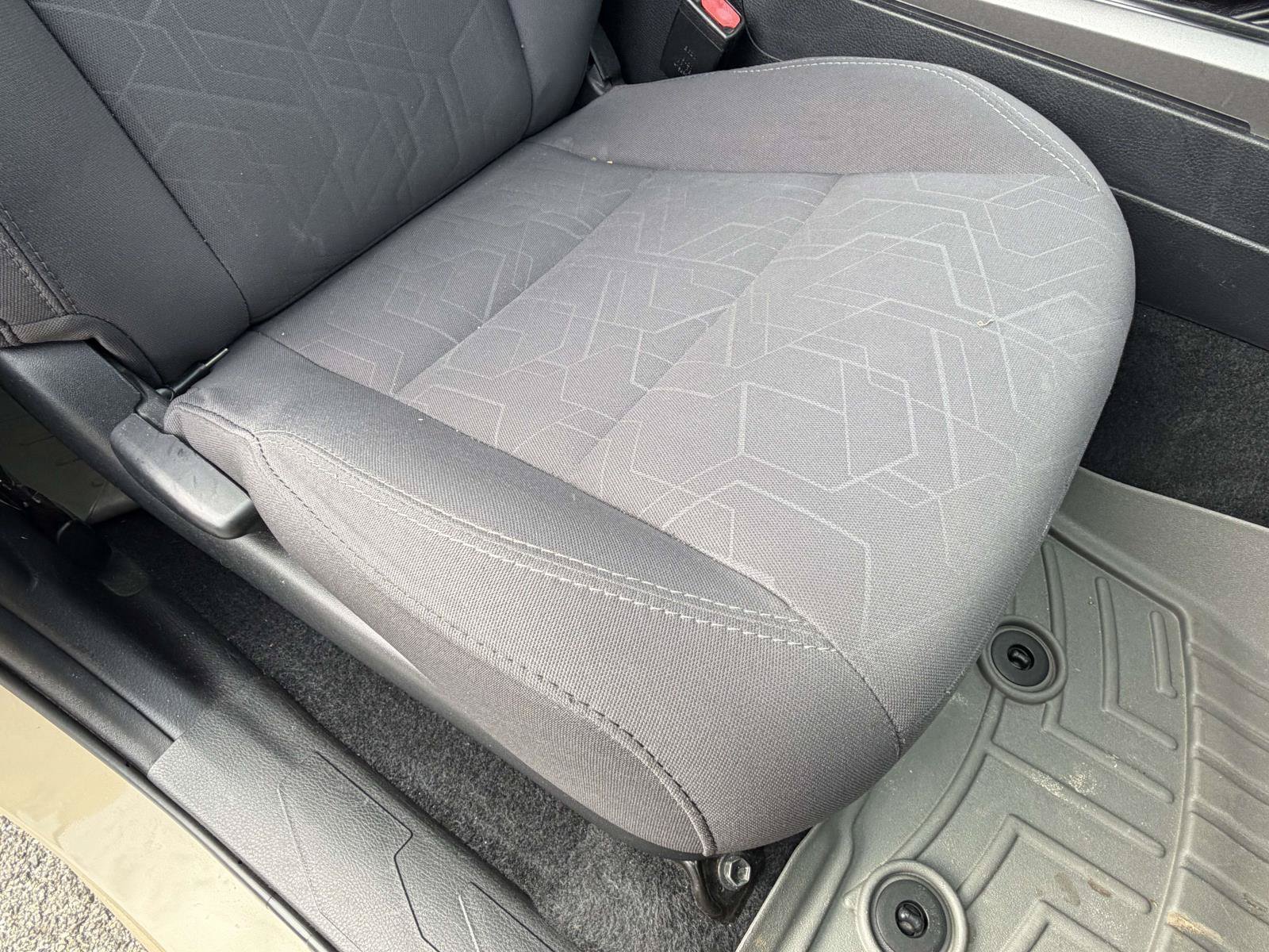 Used 2019 Toyota Tacoma TRD Off-Road RWD image 29