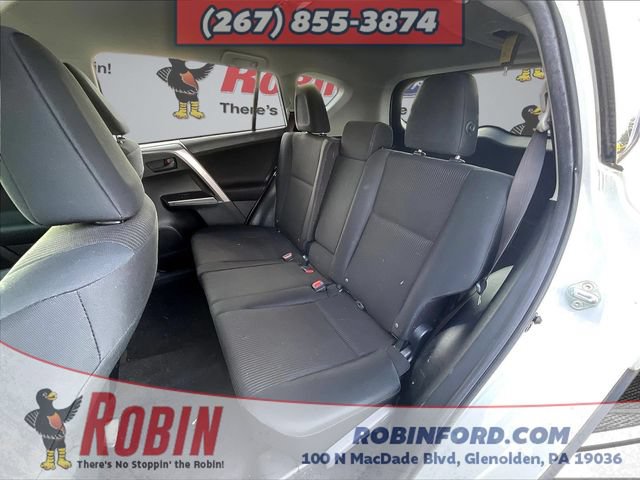 Used 2018 Toyota RAV4 LE w/ All Weather Liner Package AWD/4WD image 23