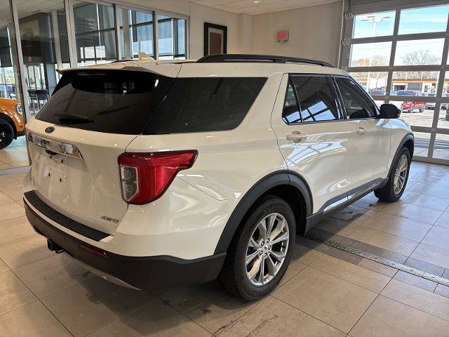 Certified 2023 Ford Explorer XLT w/ Equipment Group 202A image 5